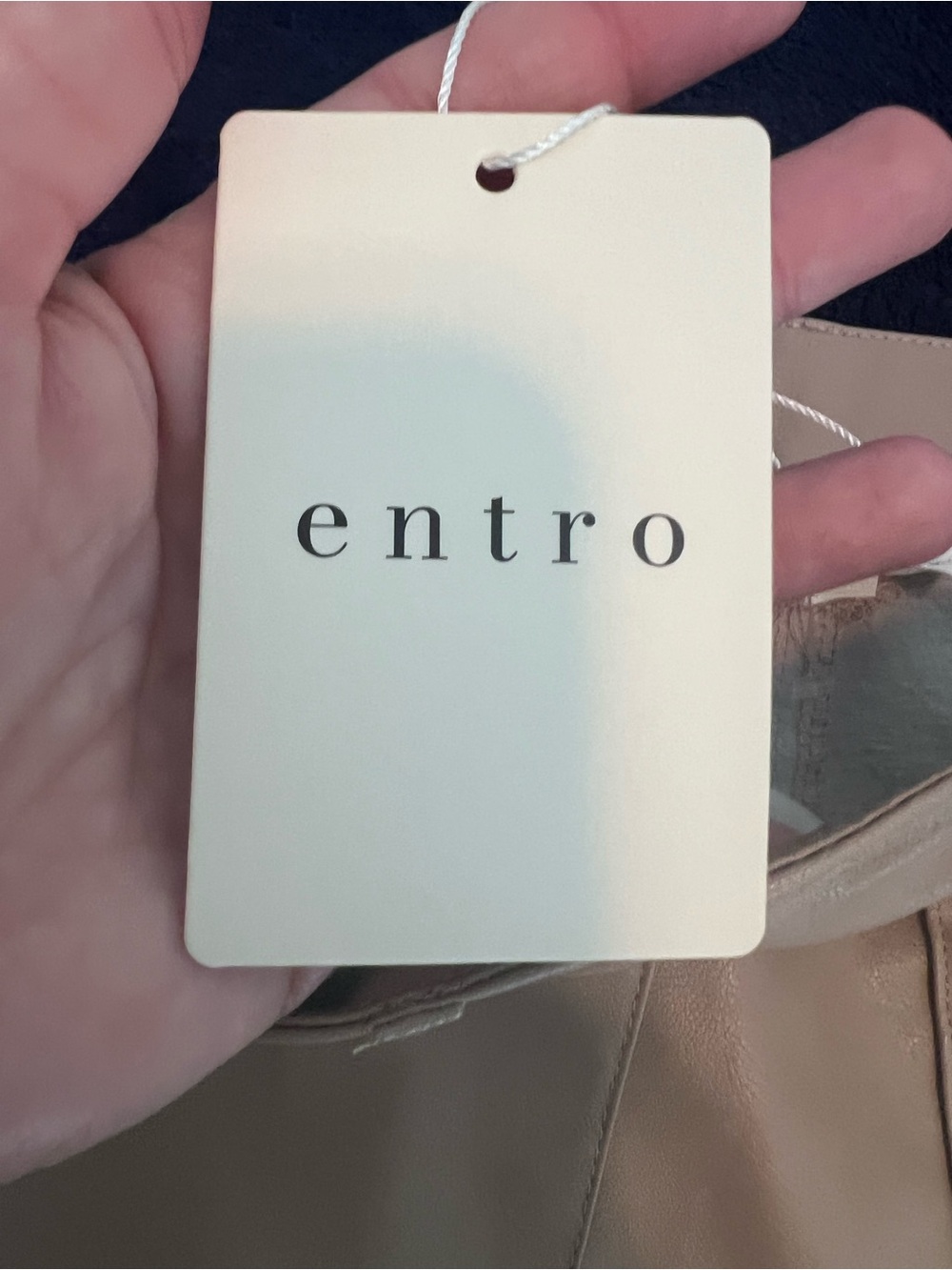 NWT Entro Shorts Size Medium - Picture 3 of 16